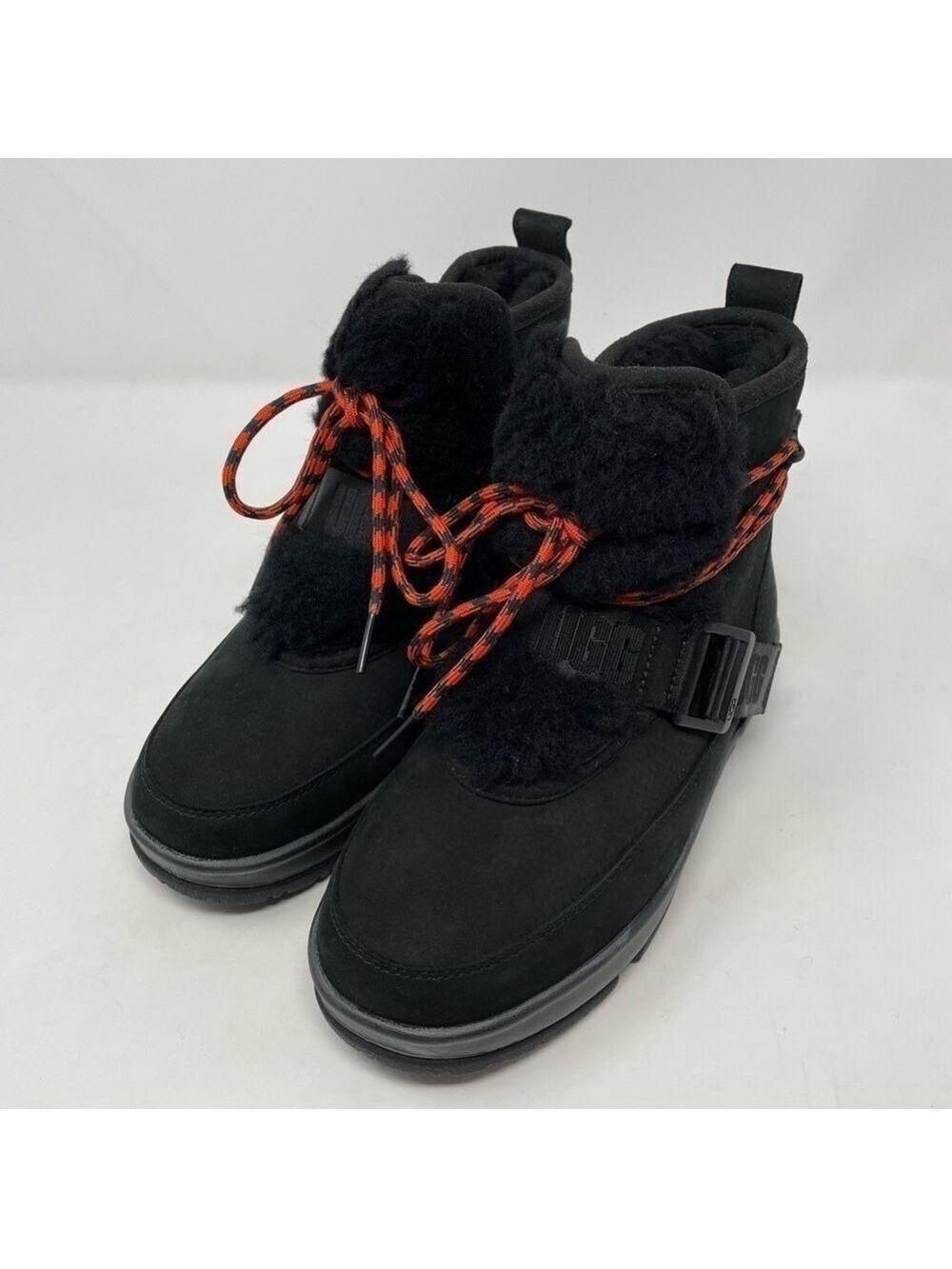 NIB Ugg Classic Weather Hiker Boots - Sz 6.5 - Picture 10 of 12